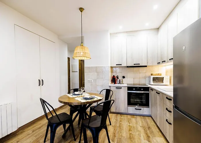 Hauzify I El Raco De * Puigcerdà